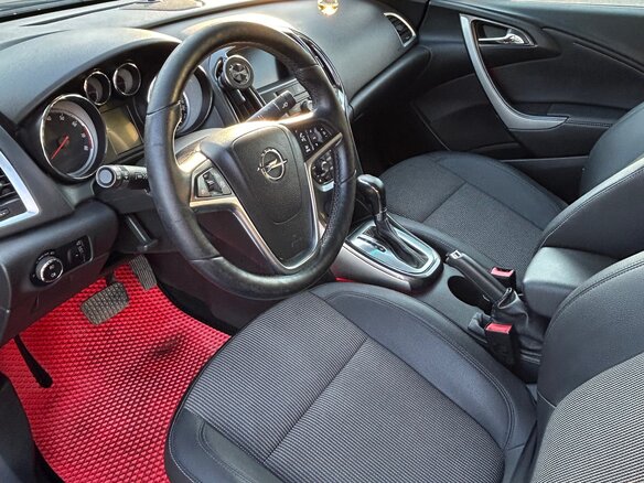2012 Opel Astra J Рестайлинг, красный, 950000 рублей - вид 6
