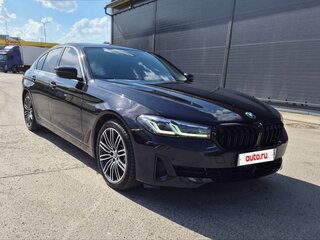 2022 BMW 5 серии 530i xDrive VII (G30/G31/G38) Рестайлинг, чёрный, 5850000 рублей, вид 3