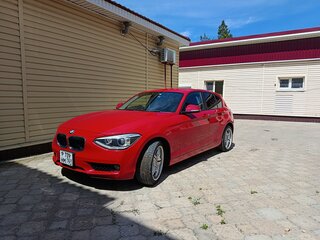 2014 BMW 1 серии 116i II (F20/F21), красный, 1360000 рублей, вид 1