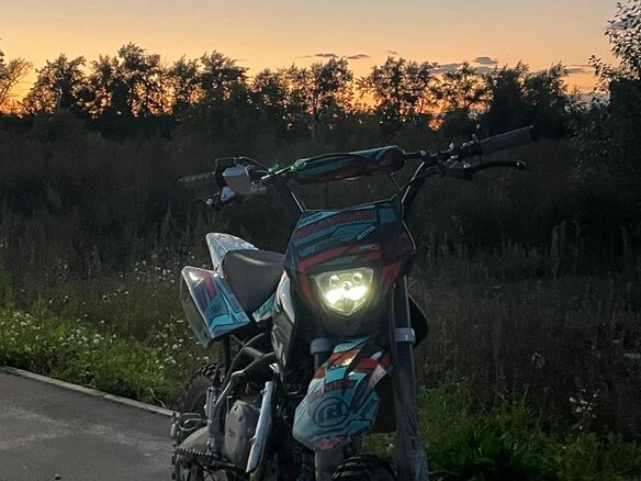 2025 Regulmoto Seven Medalist 150E, синий, 100000 рублей - вид 2