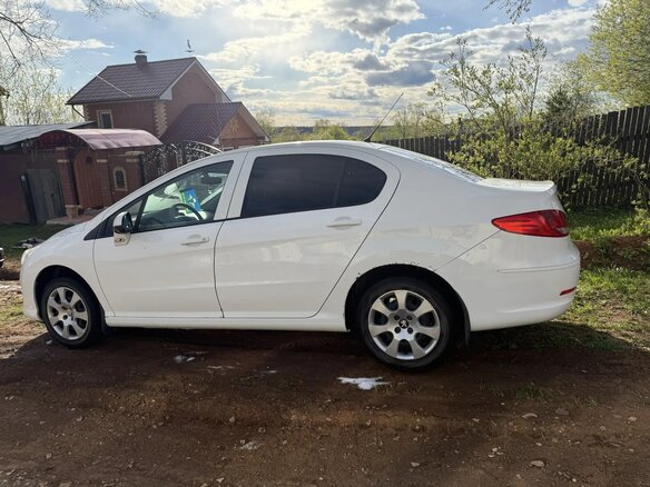 2014 Peugeot 408 I, белый, 600000 рублей - вид 5