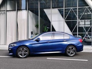 2022 BMW 1 серии 120i III (F52) Рестайлинг, синий, 1299777 рублей, вид 3