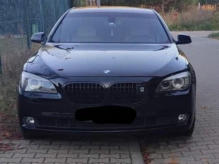 2008 BMW 7 серии Long 740Li V (F01/F02/F04), чёрный, 1308639 рублей, вид 3