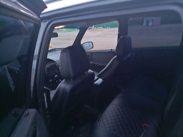 2013 Chevrolet Niva I Рестайлинг, чёрный, 500000 рублей - вид 10