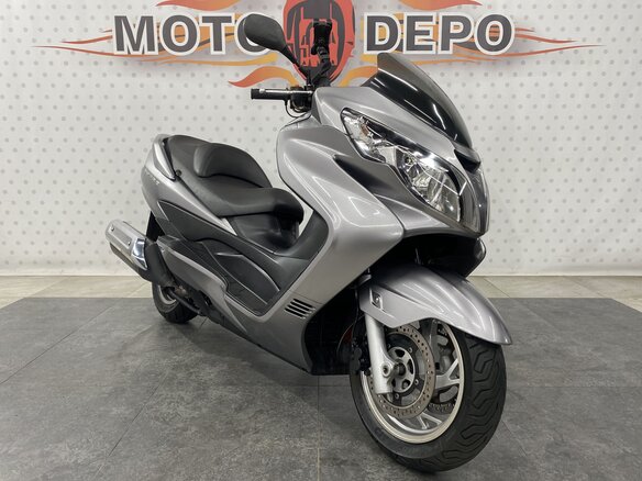 2006 Suzuki Burgman (SkyWave) 400, серебристый, 279000 рублей - вид 4