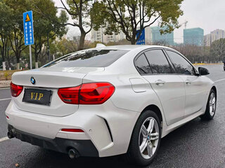 2022 BMW 1 серии 120i III (F52) Рестайлинг, белый, 1690000 рублей, вид 4