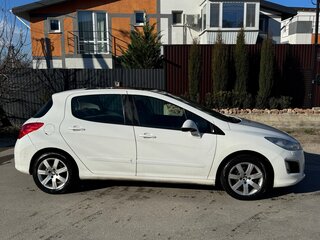 2011 Peugeot 308 I Рестайлинг, белый, 775000 рублей, вид 2