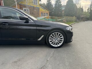 2019 BMW 5 серии 520d xDrive VII (G30/G31/G38), чёрный, 3099000 рублей, вид 2