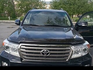 2013 Toyota Land Cruiser 200 Series Рестайлинг 1, чёрный, 4500000 рублей, вид 2