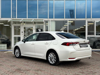 2019 Toyota Corolla XII (E210), белый, 1540000 рублей, вид 4