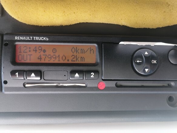 2011 Renault Premium, красный, 4000000 рублей - вид 7