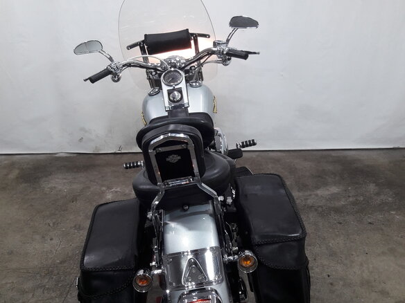 2005 Harley-Davidson Fat Boy, серый - вид 3