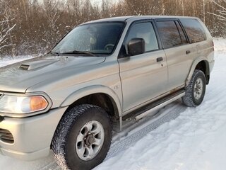 2007 Mitsubishi Pajero Sport I Рестайлинг, бежевый, 800000 рублей, вид 3