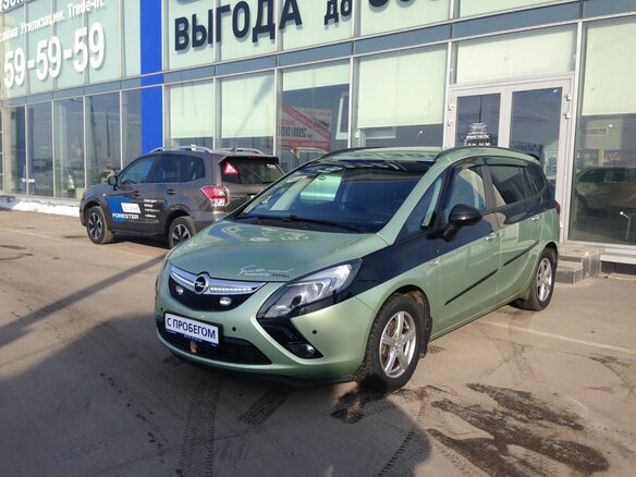 2012 Opel Zafira C, зелёный