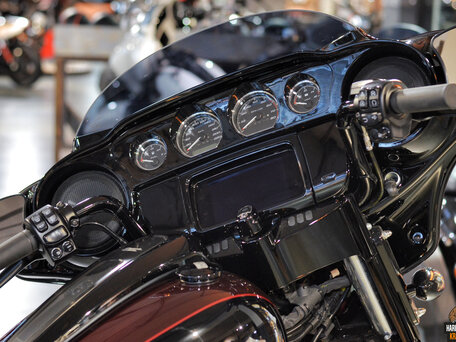 2022 Harley-Davidson Street Glide, пурпурный, 3600000 рублей, вид 5