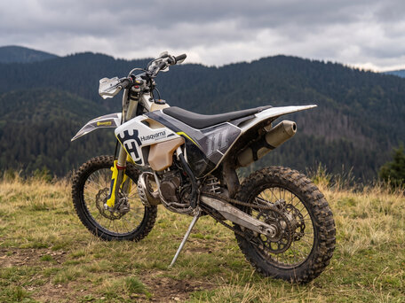 2019 Husqvarna TE 300, белый, 690000 рублей, вид 2