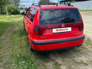 2000 SEAT Cordoba I Рестайлинг, красный, 215000 рублей, вид 2