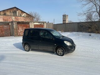 2003 Toyota FunCargo, чёрный, 555000 рублей, вид 3