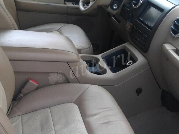 2006 Ford Expedition II, чёрный - вид 3