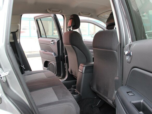 2014 Jeep Compass I Рестайлинг 2, серый - вид 9