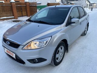 2011 Ford Focus II Рестайлинг, серебристый, 815000 рублей, вид 3