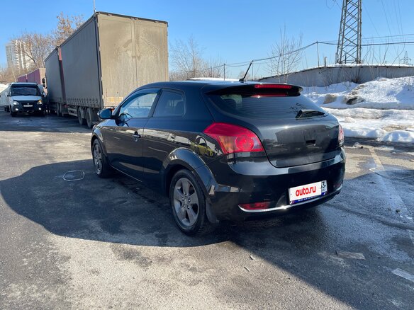 2011 Kia Ceed I Рестайлинг, чёрный, 635000 рублей - вид 4