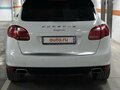 2014 Porsche Cayenne II (958), белый - вид 2