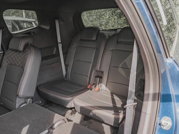 2026 Geely Okavango I Рестайлинг, синий, 3870900 рублей - вид 36