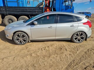 2013 Ford Focus III, серебристый, 600000 рублей, вид 3
