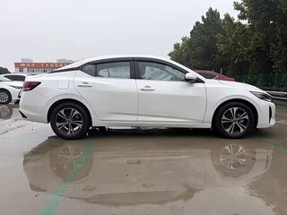 2023 Nissan Sylphy IV (B18) Рестайлинг, белый, 1670000 рублей, вид 5