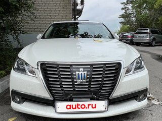 2014 Toyota Crown XIV (S210), белый, 3000000 рублей, вид 1