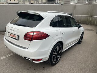 2013 Porsche Cayenne Diesel II (958), белый, 5500000 рублей, вид 3