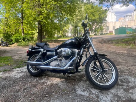 2006 Harley-Davidson Dyna Super Glide, чёрный, 700000 рублей, вид 3