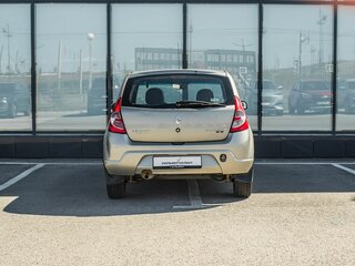 2012 Renault Sandero I, бежевый, 450000 рублей, вид 4