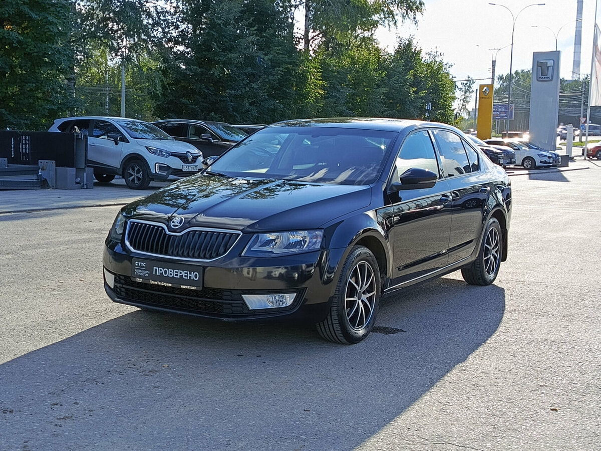 Открыть фотографии: Skoda Octavia III (A7)
