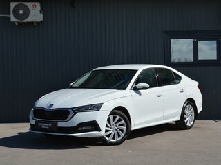 2020 Skoda Octavia IV (A8), белый, 1749888 рублей, вид 2