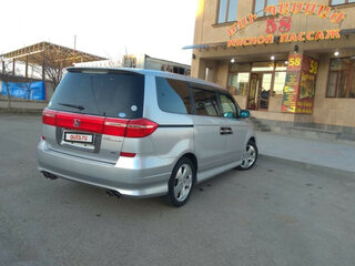 2007 Honda Elysion I Рестайлинг, серебристый, 1400000 рублей, вид 3