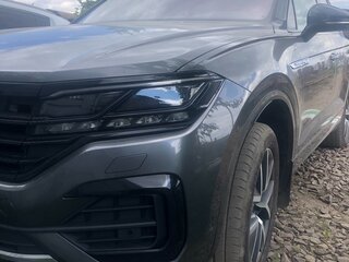 2019 Volkswagen Touareg III, серый, 5800000 рублей, вид 5