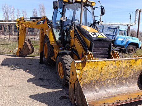2008 Caterpillar 428, жёлтый, 5500000 рублей, вид 5