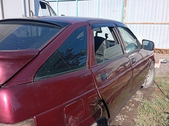 2004 Lada (ВАЗ) 2112, красный, 220000 рублей - вид 6