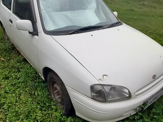 1998 Toyota Starlet V (P90), белый, 180000 рублей, вид 5