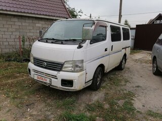 2001 Nissan Caravan IV (E25), белый, 592000 рублей, вид 1