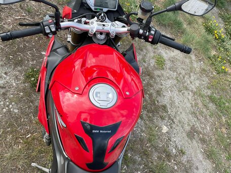 2015 BMW S 1000 R, красный, 1070000 рублей, вид 4