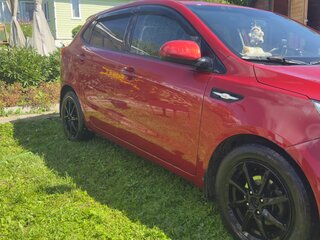 2016 Kia Rio III Рестайлинг, красный, 800000 рублей, вид 2