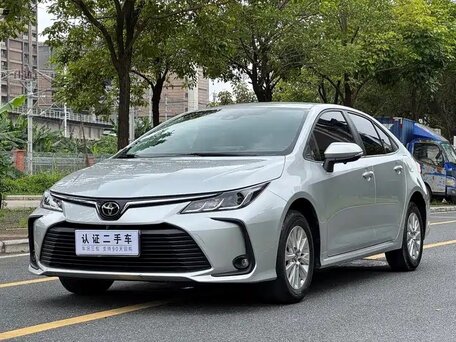 Toyota Corolla XII (E210)