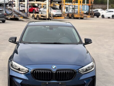 2023 BMW 1 серии 120i III (F52) Рестайлинг, синий, 1750000 рублей, вид 2