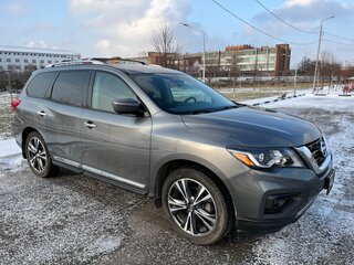 2020 Nissan Pathfinder IV Рестайлинг, серебристый, 2450000 рублей, вид 3