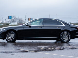 2021 Mercedes-Benz S-Класс 580 e Long 4MATIC VII (W223), чёрный, 19103580 рублей, вид 4