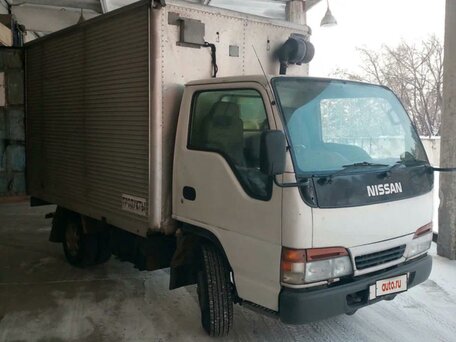 2000 Nissan Atlas, белый, 1200000 рублей, вид 3