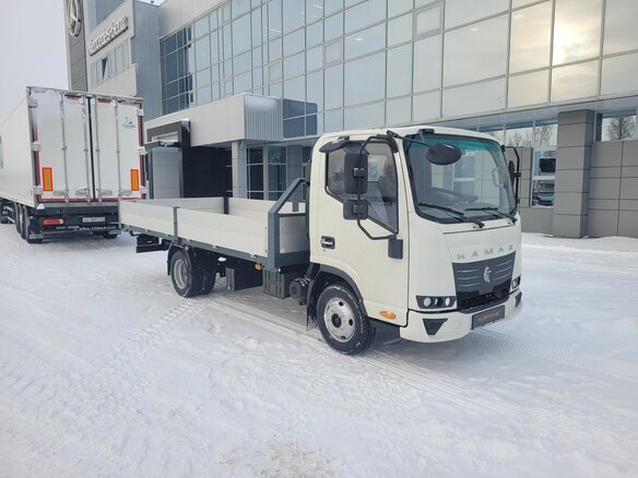 2026 КамАЗ 43085 Компас-5, белый, 3940000 рублей - вид 2